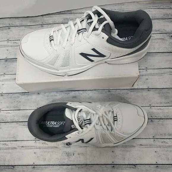 New Balance 519 MX519WG2 Mens SZ 8.5D White Logo Cross-Training Sneaker Shoes