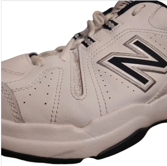 New Balance 608 White Navy Men 9 Casual Comfort Training Sneaker Shoes MX608V5
