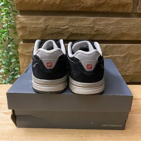 New Balance 990 Running Sneakers