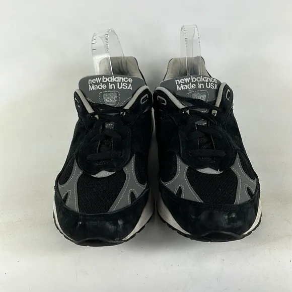 New Balance 993 women’s size 8 black suede grey minimalist made in USA sneakers