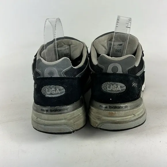 New Balance 993 women’s size 8 black suede grey minimalist made in USA sneakers