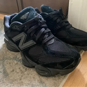 New Balance Black and Gray Athletic Shoes