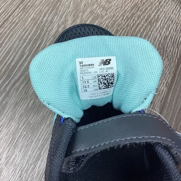 New Balance Kid's 680v6 Bungee Kids Shoes WIDE Black with Blue Sneaker NEW‎