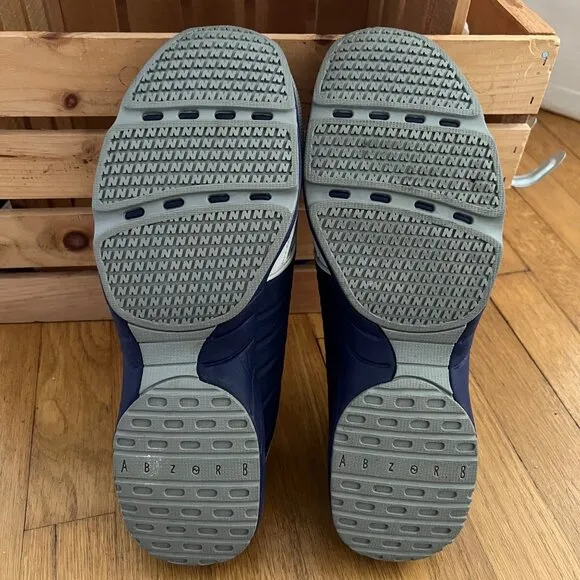 New Balance Size 12 Gray &amp; Navy 620 Low Top Slip On Laceless Sneakers Shoes