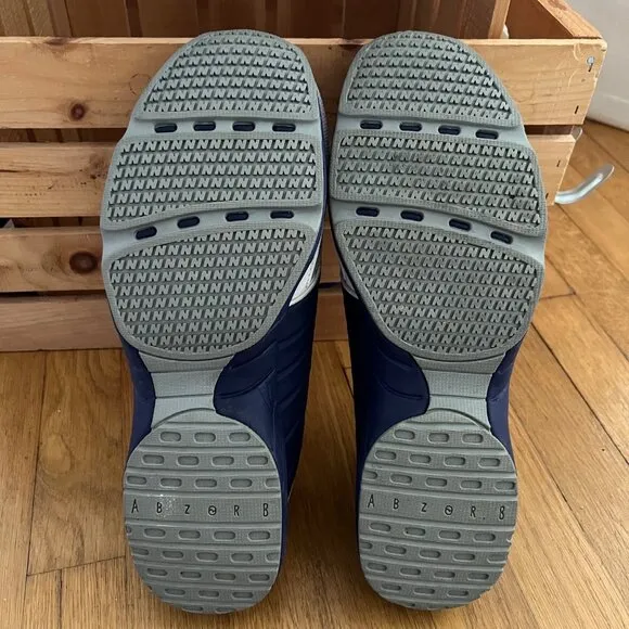 New Balance Size 12 Gray &amp; Navy 620 Low Top Slip On Laceless Sneakers Shoes