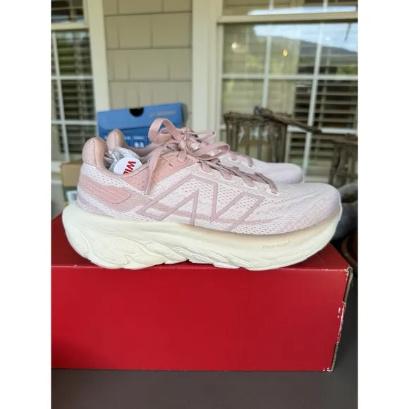 New Balance Unisex-Child Fresh Foam X 1080 V13 Running Shoe Size 5 Wide