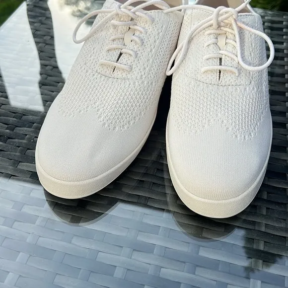 New COLE HAAN Knit Casual Womens Sneakers Shoes White Bone size 9.5 B