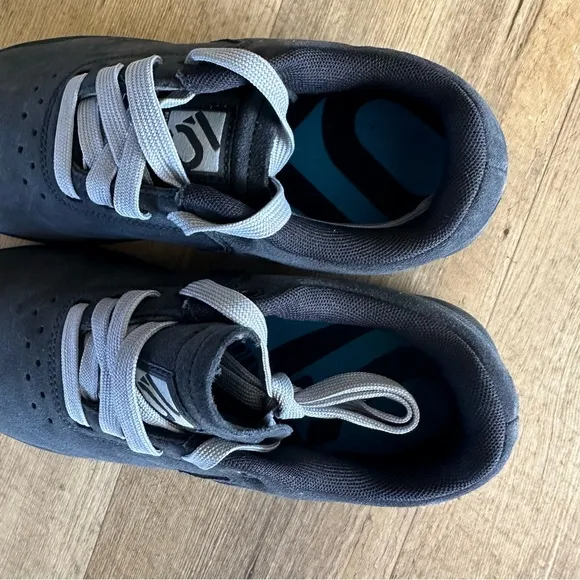 New Five Ten Macaskill Black Suede Mountain Bike Shoes
