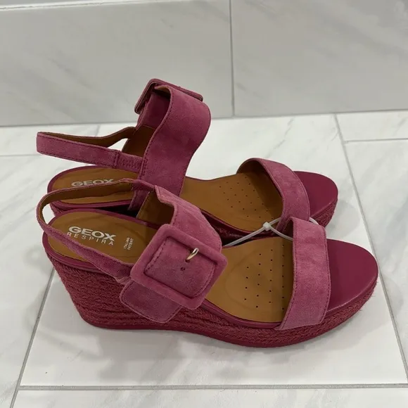 NEW! GEOX Cyclamen Ponza Wedge Sandal - Size 41