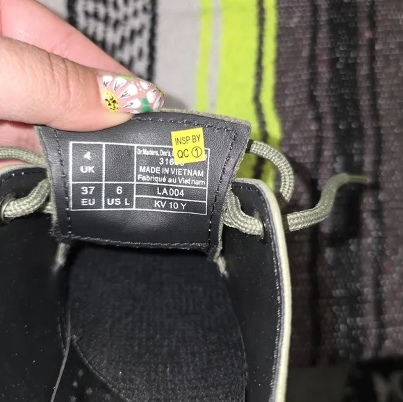 New 💫Green Lace-Up Shoes Size:6