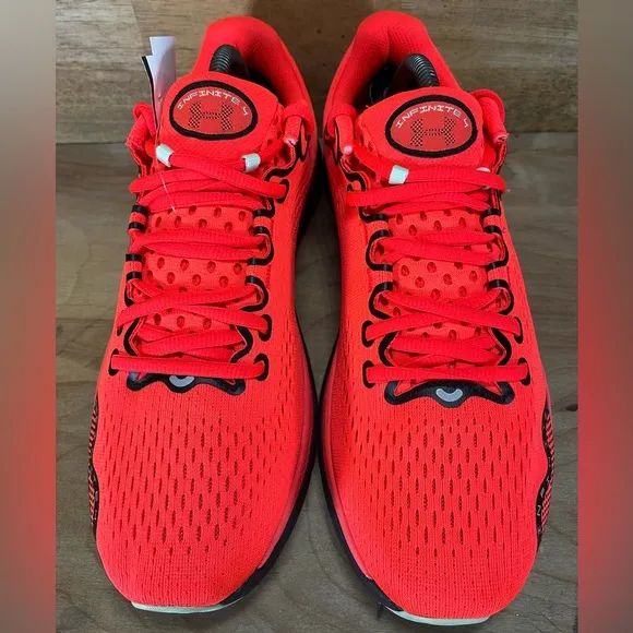 NEW HOVR Infinite 4 COLORFUL Mens Size 10 Running Shoes Sneakers Bolt Red