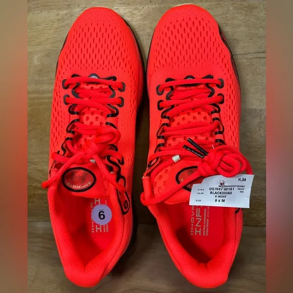 NEW HOVR Infinite 4 COLORFUL Mens Size 10 Running Shoes Sneakers Bolt Red