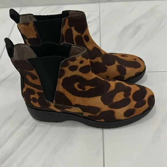 NEW! Louis Et Cie Woman Zareb Real Cow Hair Fur Bootie - Size 10