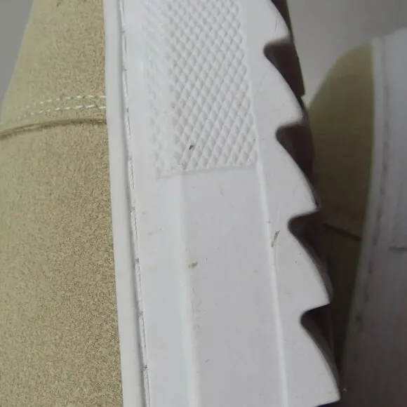 NEW MARTIN VALEN Low Top Suede Sneakers Size 13 Comfort Beige Round-Toe Casual