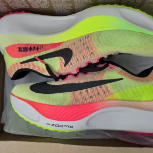 New Nike ZoomX Fly. Ekiden Japan Edition.  Running Shoes - Neon and Black