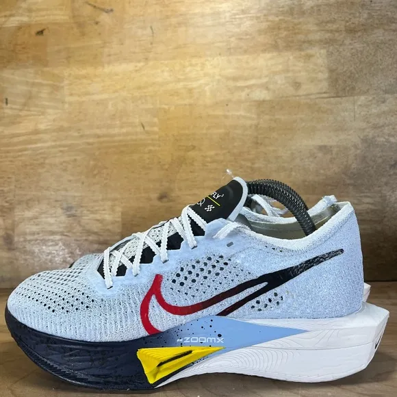 NEW Nike ZoomX Vaporfly 3 Womens Size 10 Running Shoes Sneakers Psychic Blue