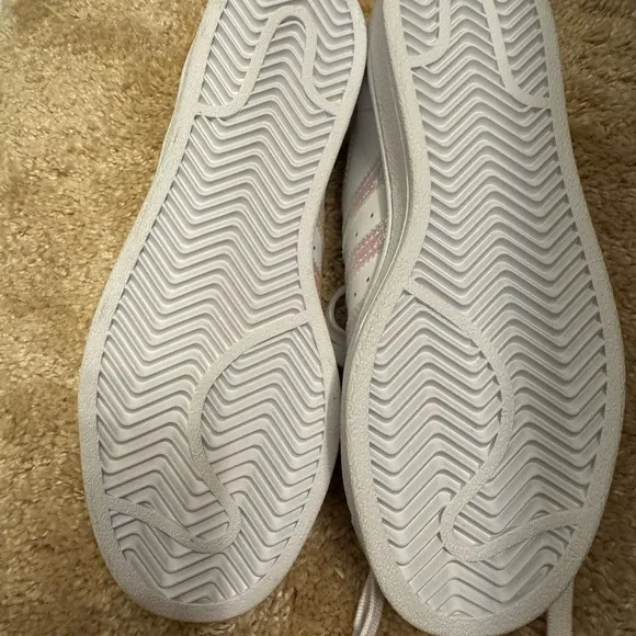NEW NO TAG/ Kids White Adidas Superstar Shoes
