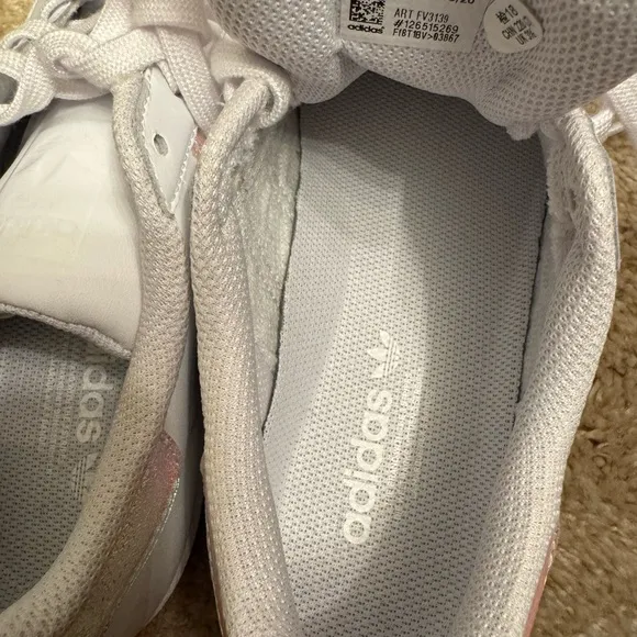 NEW NO TAG/ Kids White Adidas Superstar Shoes