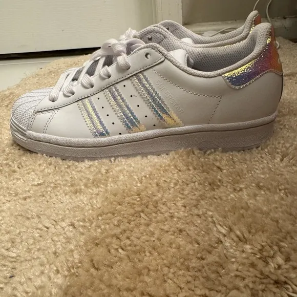 NEW NO TAG/ Kids White Adidas Superstar Shoes