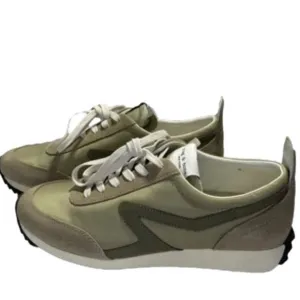 NEW RAG AND BONE  New York Low Top Suede Retro Runner Light Sand Womens Size 9.5