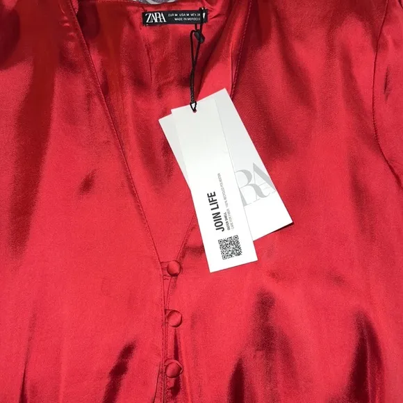 New satin like long sleeve red dress