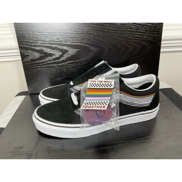 (NEW) Vans Pride Collection Love is Love Shoes Men’s Size 9 Black Rainbow