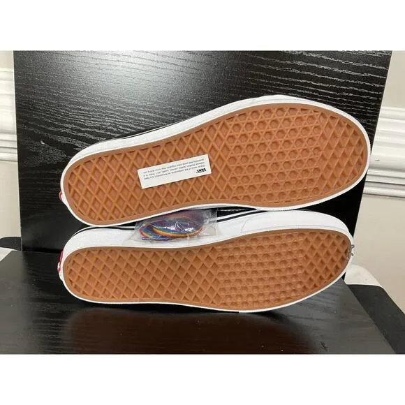 (NEW) Vans Pride Collection Love is Love Shoes Men’s Size 9 Black Rainbow