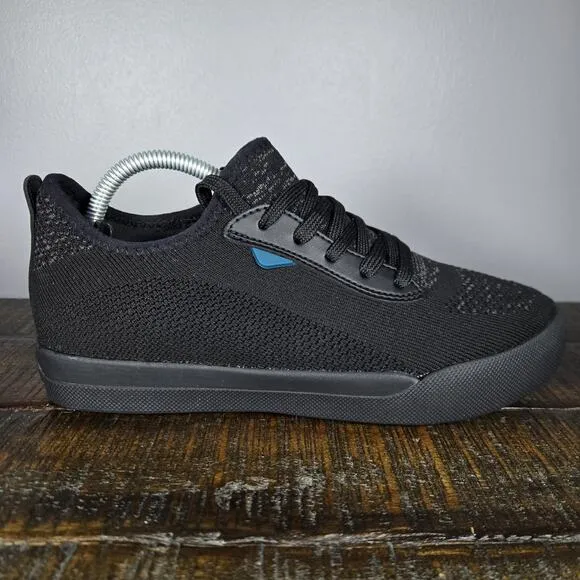NEW Vessi Weekend Sneaker Womens Size 7 Waterproof Shoes Sneakers Black Black