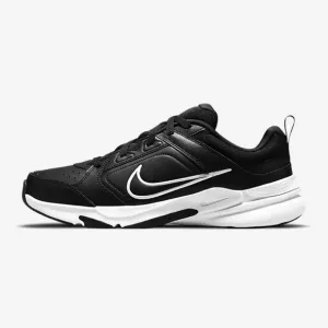 NIB Men’s Size 9 Nike Defy All Day Training Sneakers Leather &amp; Mesh In Black