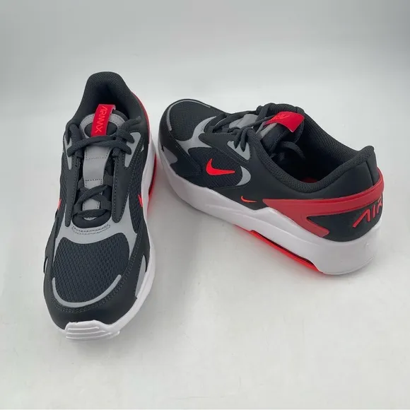 NIB! 👞 Nike Air Max Bolt Grey Black Athletic Shoes - Size 8.5