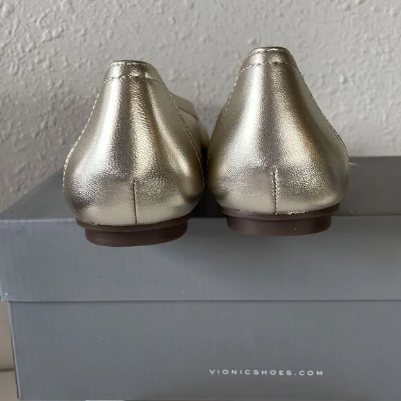 NIB Bionic Champagne Carroll Metallic Shoes Size 6.5
