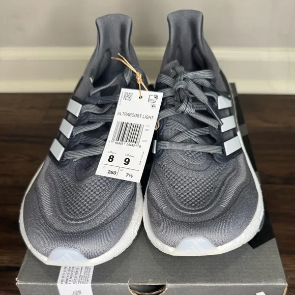 NIB/NWT Adidas Men's UltraBoost Light running shoes grey/white size 8