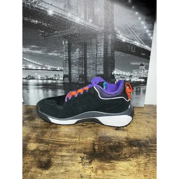 Nike ACG Dog Mountain Shoes Men's‎ Size 6.5 AWESOME CONDITION!!!