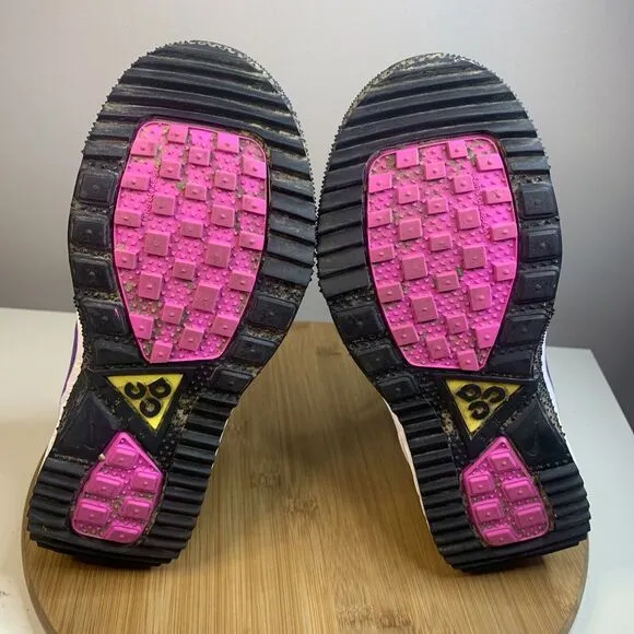 Nike ACG Dog Mountain Womens Size 7 Hiking Shoes Emerald Rise 2018 Green Purple