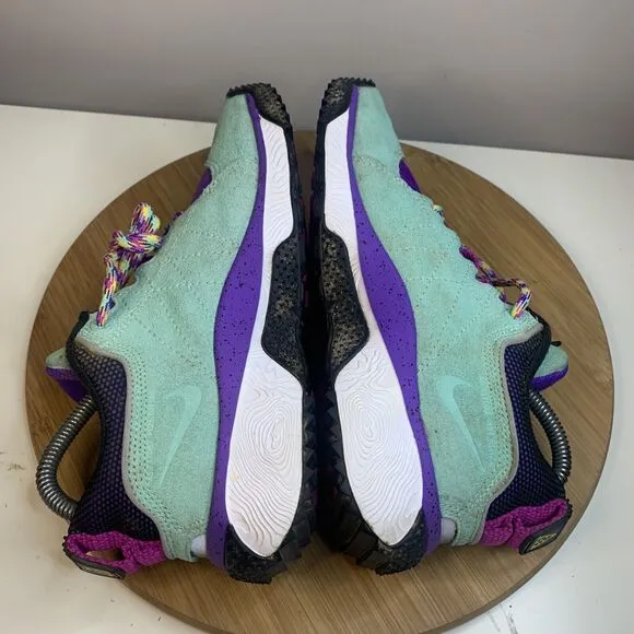 Nike ACG Dog Mountain Womens Size 7 Hiking Shoes Emerald Rise 2018 Green Purple