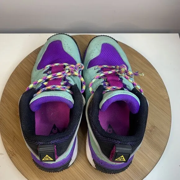 Nike ACG Dog Mountain Womens Size 7 Hiking Shoes Emerald Rise 2018 Green Purple