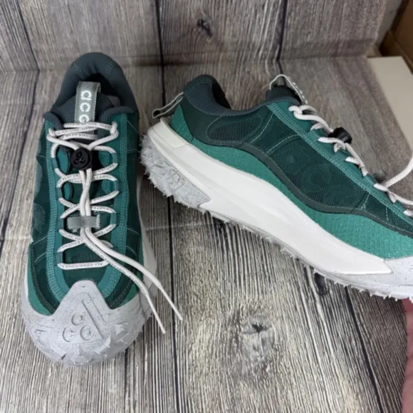 Nike ACG Mountain Fly 2 Bicoastal/Vintage Green/Light Brown Mens 6.5  DV7903-300