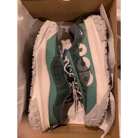 Nike ACG Mountain Fly 2 Low Men's size 8.5 Green Trail running Shoes DV7903 300