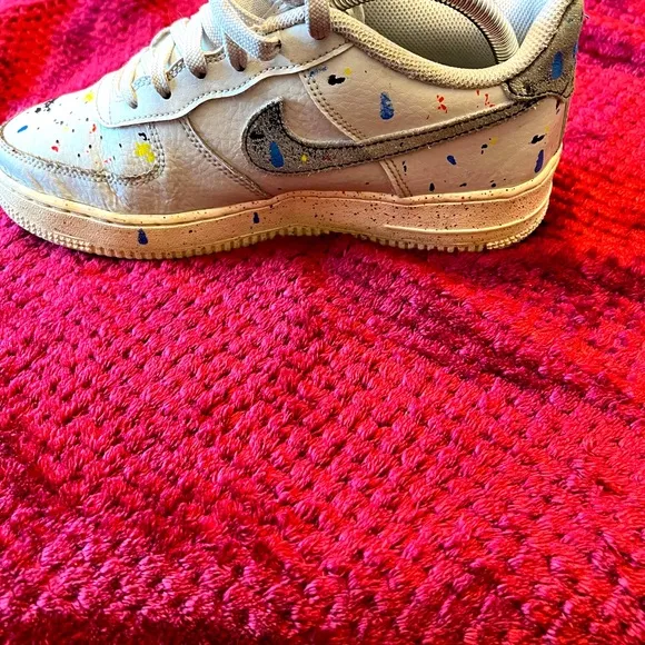 Nike Air Force 1 LV8 3 (GS) Paint Splatter-White Sail Shoes Size 7Y