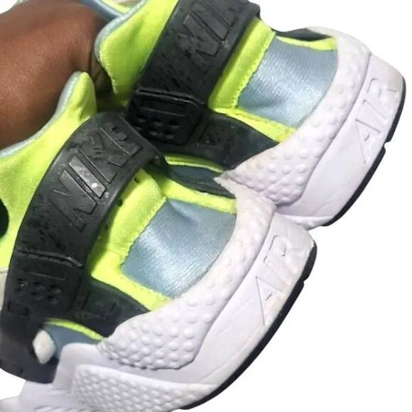 Nike Air Huarache Men's Size 10 Running Shoes Sneakers White Volt Gym Training