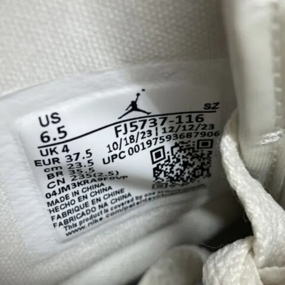 Nike Air Jordan 1 High Brooklyn Womens Casual Shoes White FJ5737-116 VNDS Sz 6.5