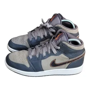 Nike Air Jordan 1 Mid SE Night Stadium Black FQ8338-017 Size 6Y