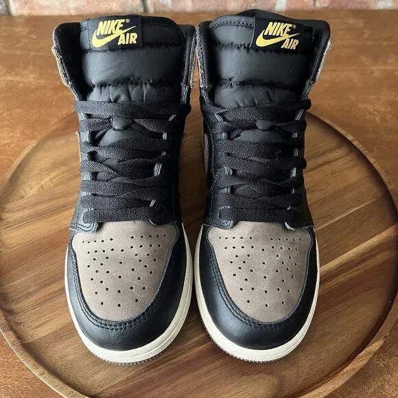 Nike Air Jordan 1 Retro High OG Palomino Youth 6 Women's 7.5 Shoes Sneakers