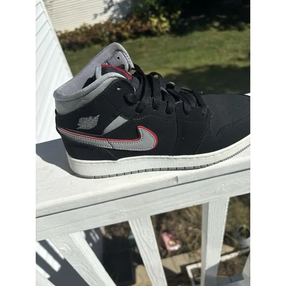 Nike Air Jordan Mid 'Black Grey' 2019 - Size 7Y (554724-060) Deadstock