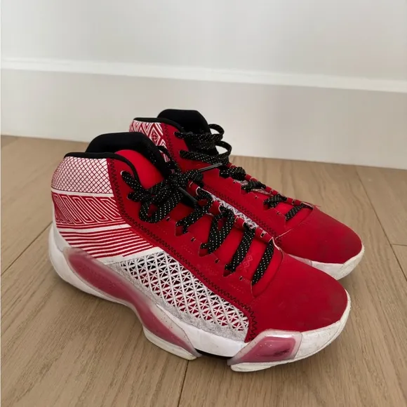 Nike Air Jordan XXXVIII FIBA Basketball Shoes. Red. Size US 7Y, EUR 40