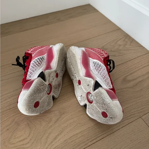 Nike Air Jordan XXXVIII FIBA Basketball Shoes. Red. Size US 7Y, EUR 40
