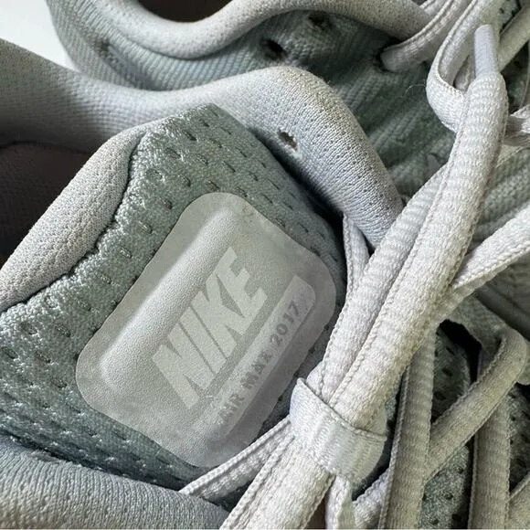 Nike Air Max 2017 Pure Platinum Ombré athletic Running  shoes