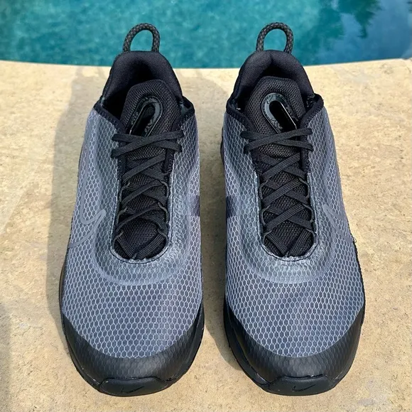 Nike Air Max 2090 Black Anthracite GS - Size 7Y (8.5 Women’s)