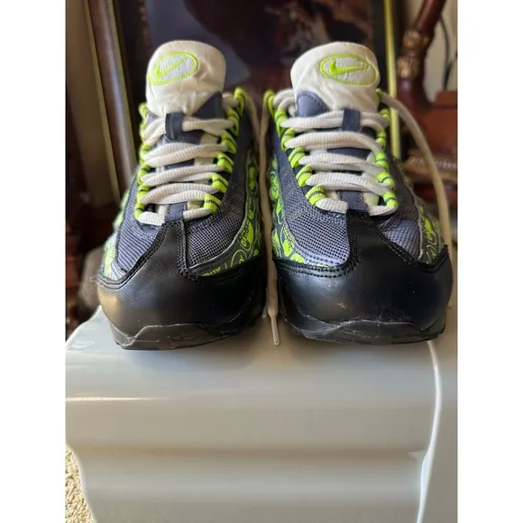 Nike Air Max 95 Neon Green &amp; Gray Sneakers Athletic Shoes Youth Size 6.5Y
