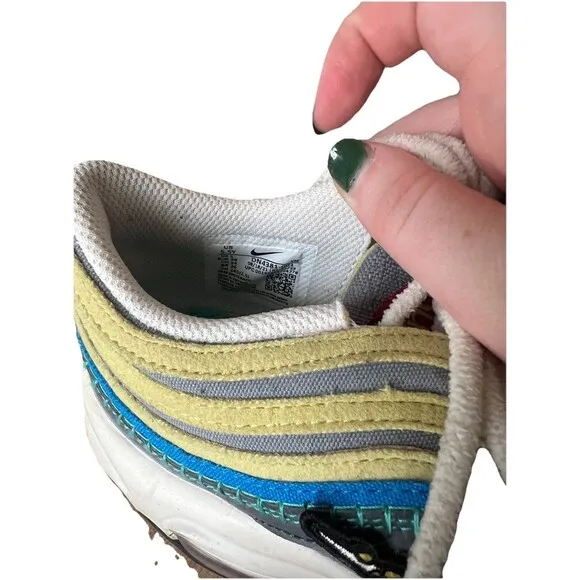 Nike Air Max 97 Youth Kid Size 5.5Y Shoes Gray Colorful Low Top Trainer Sneakers
